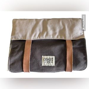 Stanley travel / toiletry roll down bag